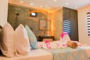 2820 Villa Sento thumb